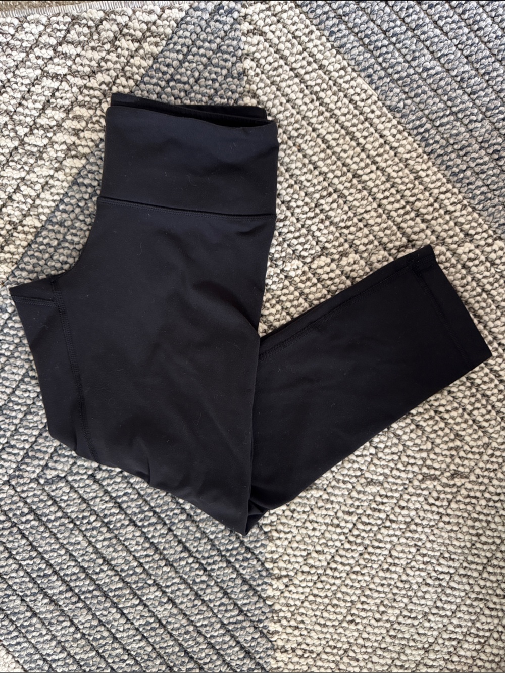 lululemon athletica Black Leggings - Size 6
